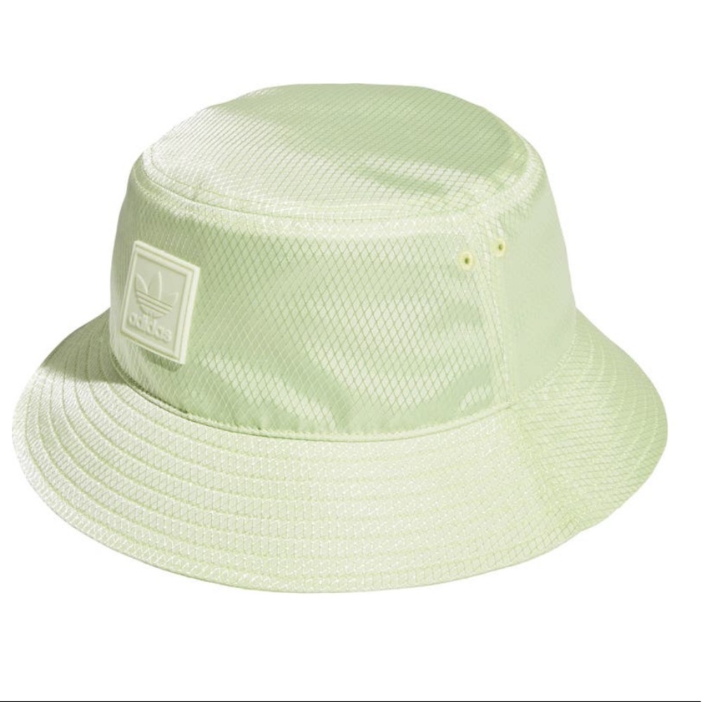 adidas light green bucket hat. NWT.